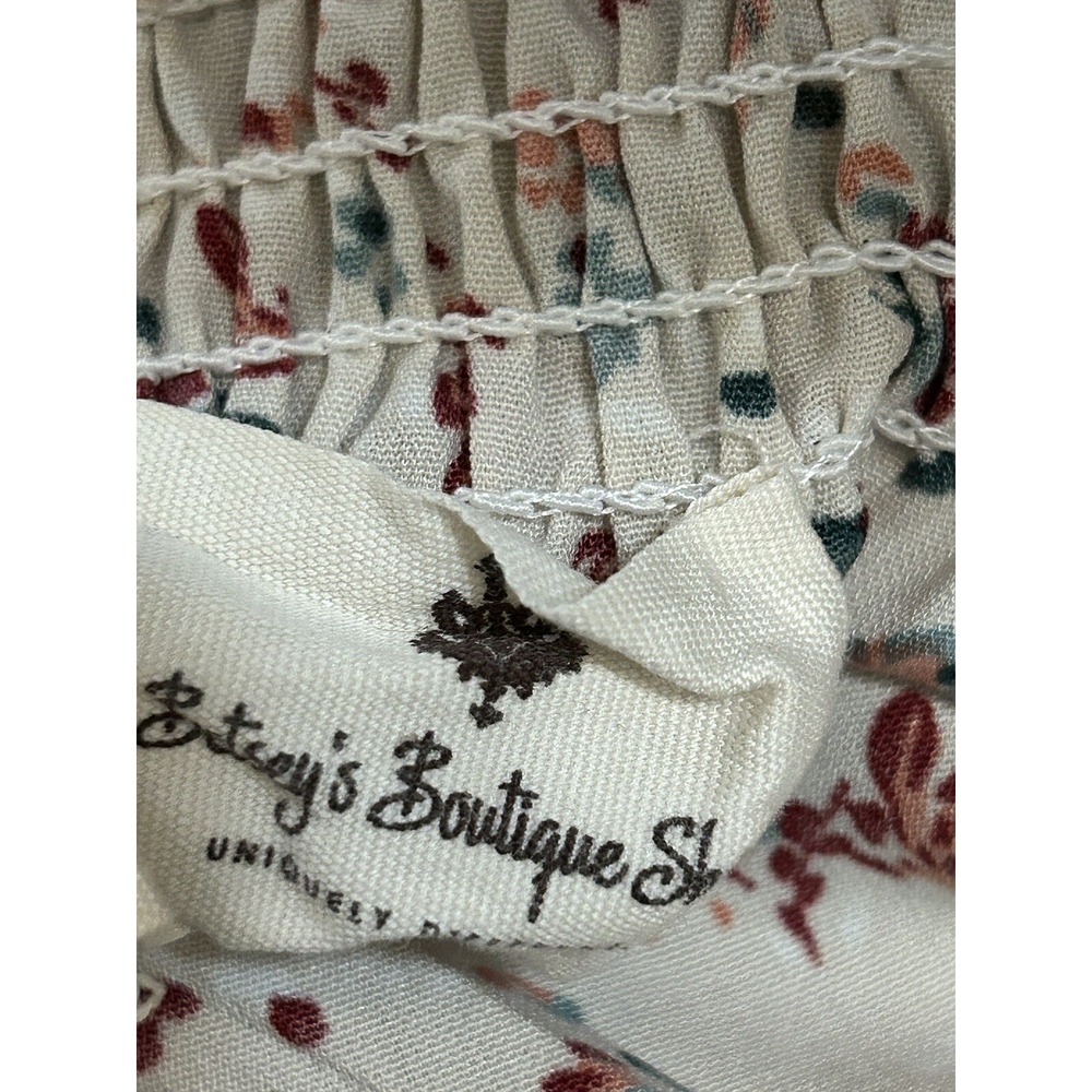 Betsey's Boutique Shop Floral  Tunic Top Cinched Neck And  Trim Size Small - Picture 8 of 8